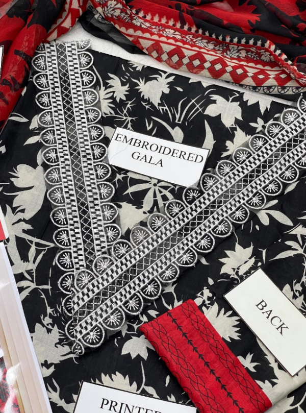 BLACK WITH RED DUPATTA | WHITE FLOWER | ZAINAB CHOTTANI - Image 3